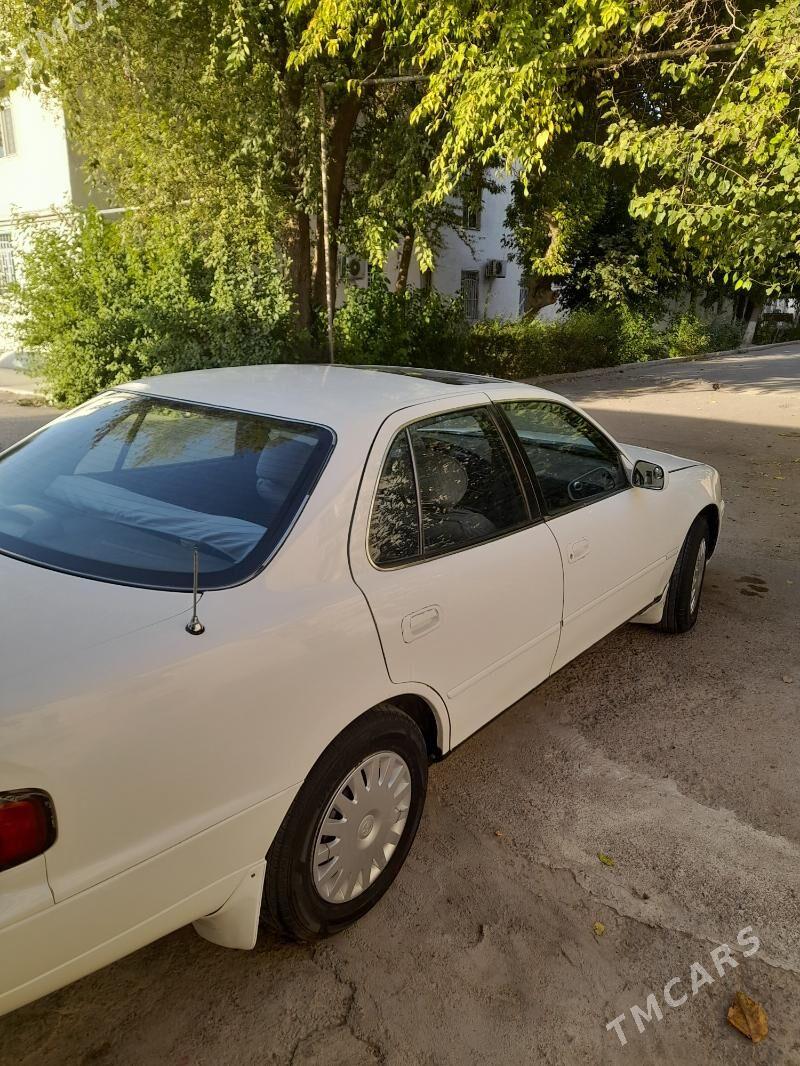 Toyota Camry 1993 - 90 000 TMT - Aşgabat - img 2