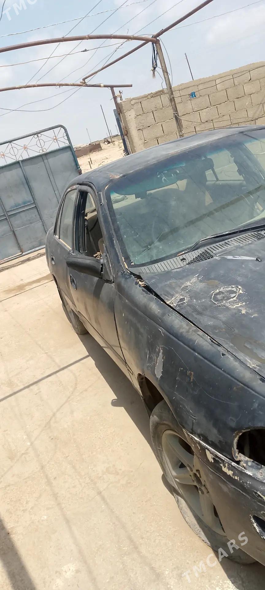 Toyota Camry 1995 - 10 000 TMT - Балканабат - img 1