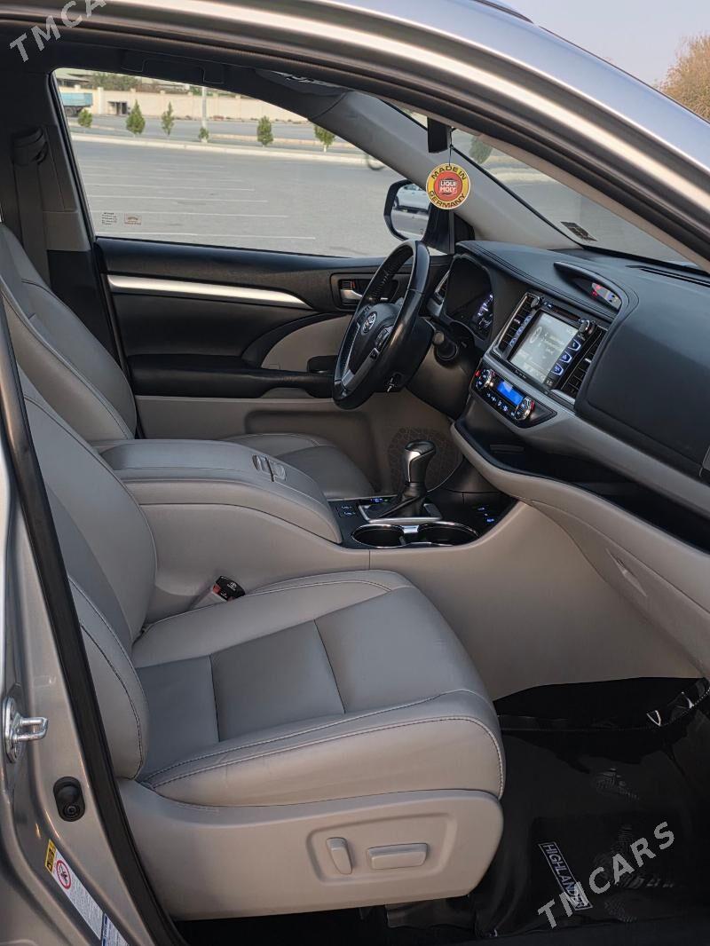 Toyota Highlander 2019 - 455 000 TMT - Türkmenabat - img 9