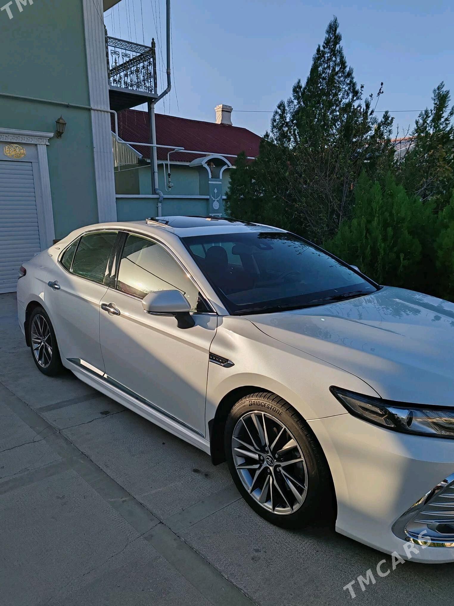 Toyota Camry 2022 - 480 000 TMT - Balkanabat - img 3