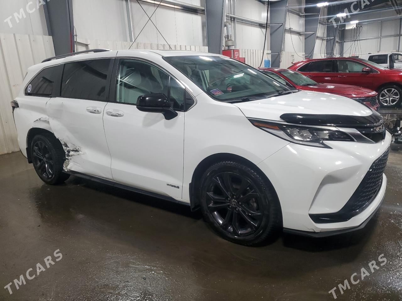 Toyota Sienna 2021 - 585 000 TMT - Aşgabat - img 11