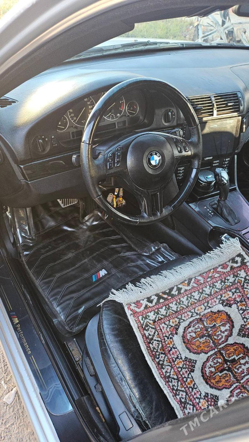 BMW 530 2003 - 160 000 TMT - Туркменабат - img 2