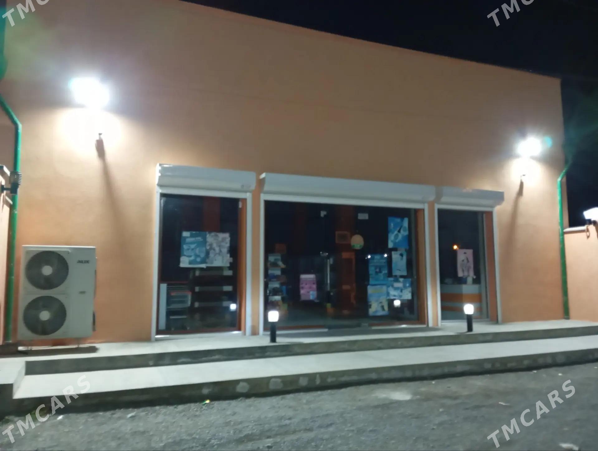 BAHERDEN MAGAZYN - Bäherden - img 2