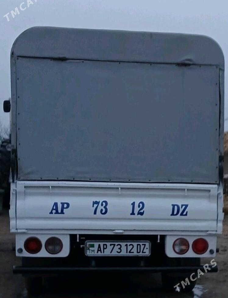 Kia Bongo 2005 - 140 000 TMT - Köneürgenç - img 4