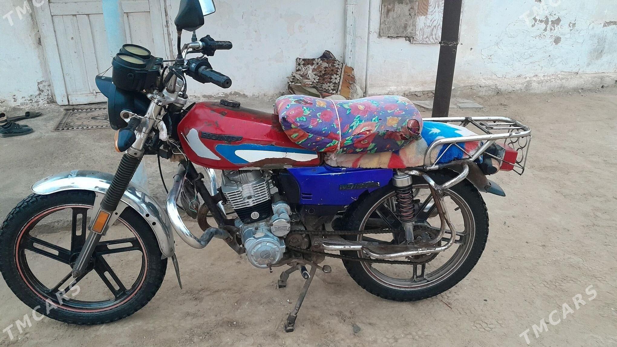 Fekon FK150-8G 2015 - 6 500 TMT - Этрек - img 4