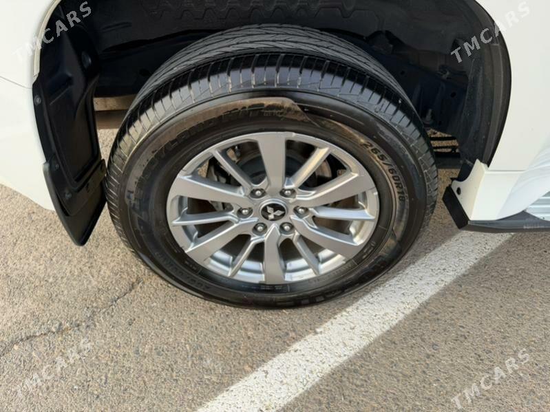 Mitsubishi Montero Sport 2019 - 374 000 TMT - Ашхабад - img 8