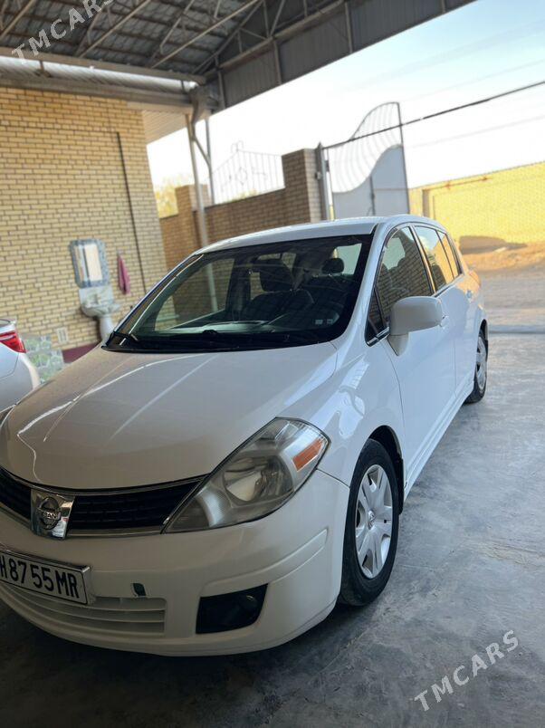 Nissan Versa 2009 - 130 000 TMT - Мары - img 3