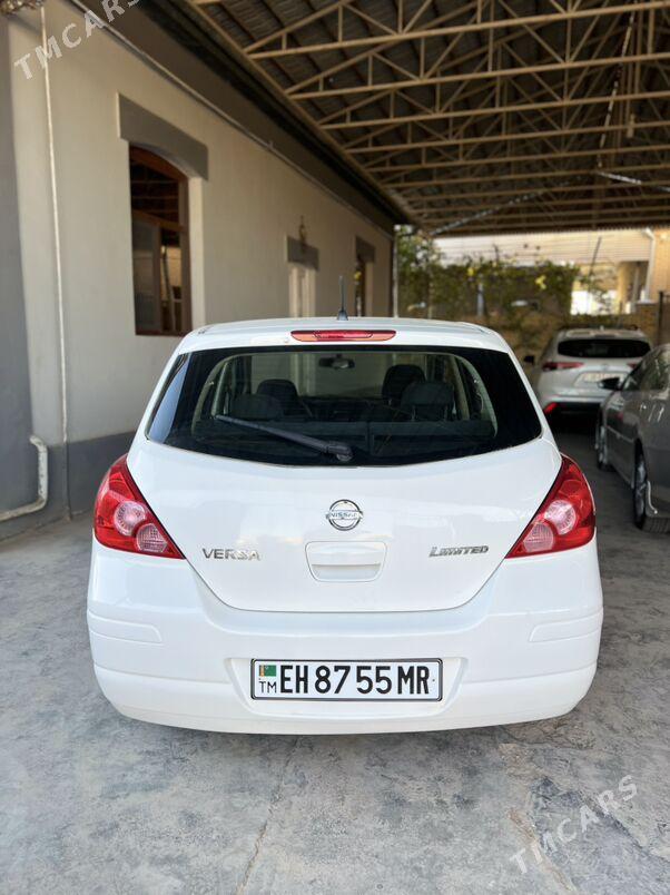 Nissan Versa 2009 - 130 000 TMT - Мары - img 5