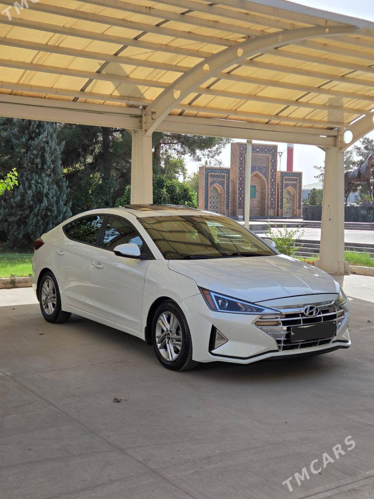 Hyundai Elantra 2019 - 250 000 TMT - Aşgabat - img 2