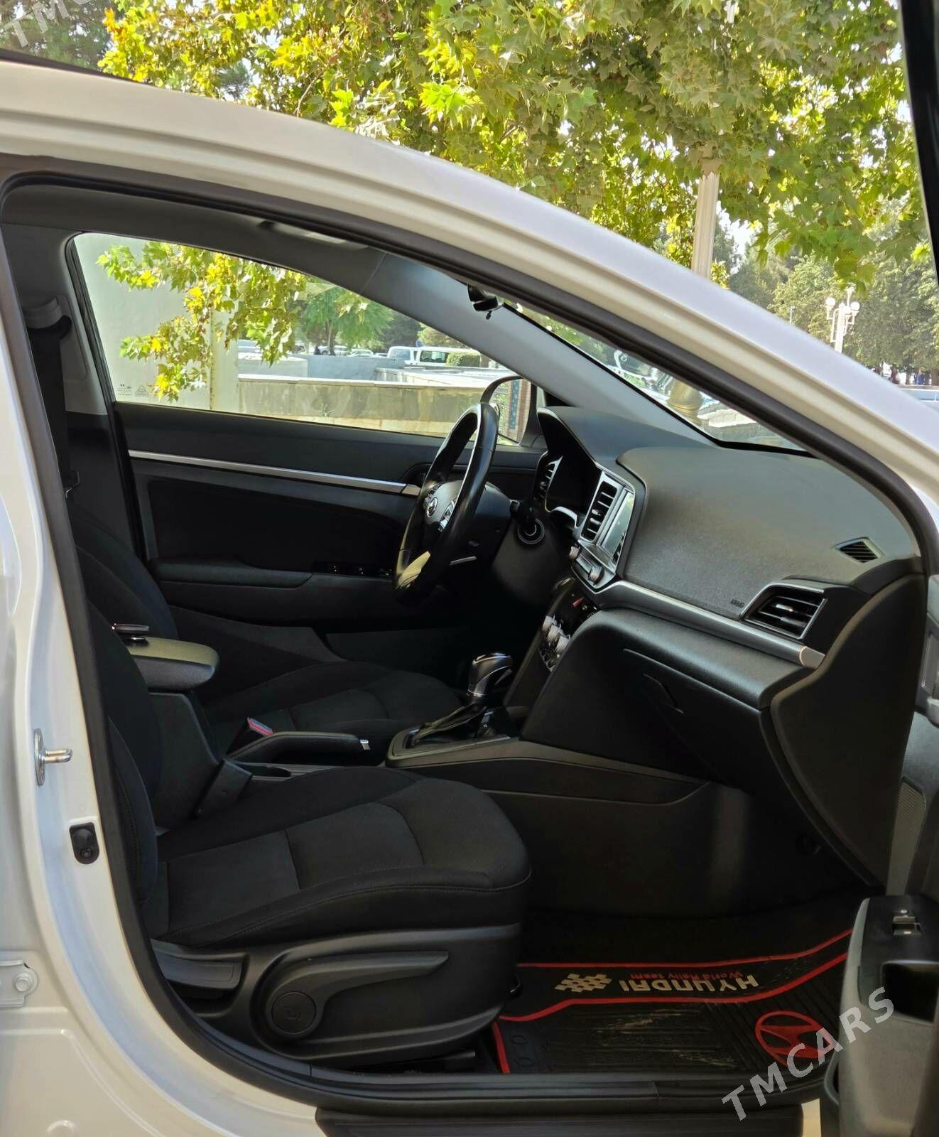 Hyundai Elantra 2019 - 250 000 TMT - Aşgabat - img 7