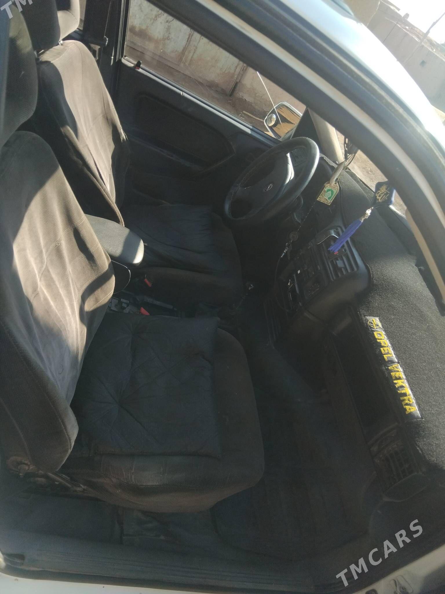 Opel Vectra 1992 - 45 000 TMT - Дашогуз - img 5