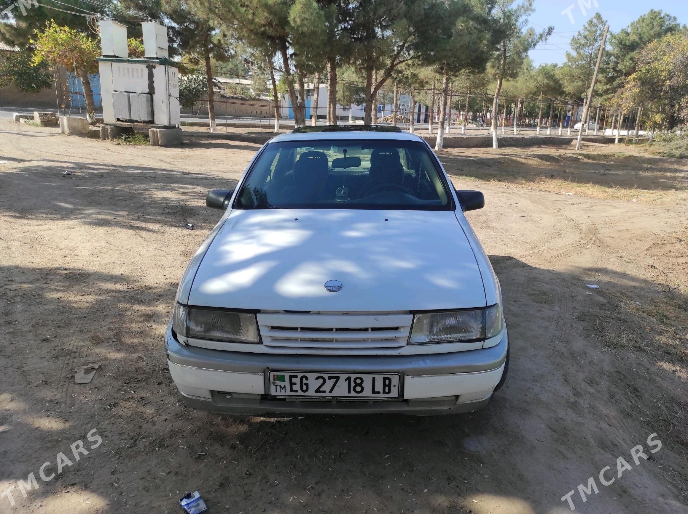 Opel Vectra 1993 - 28 000 TMT - Sakar - img 2