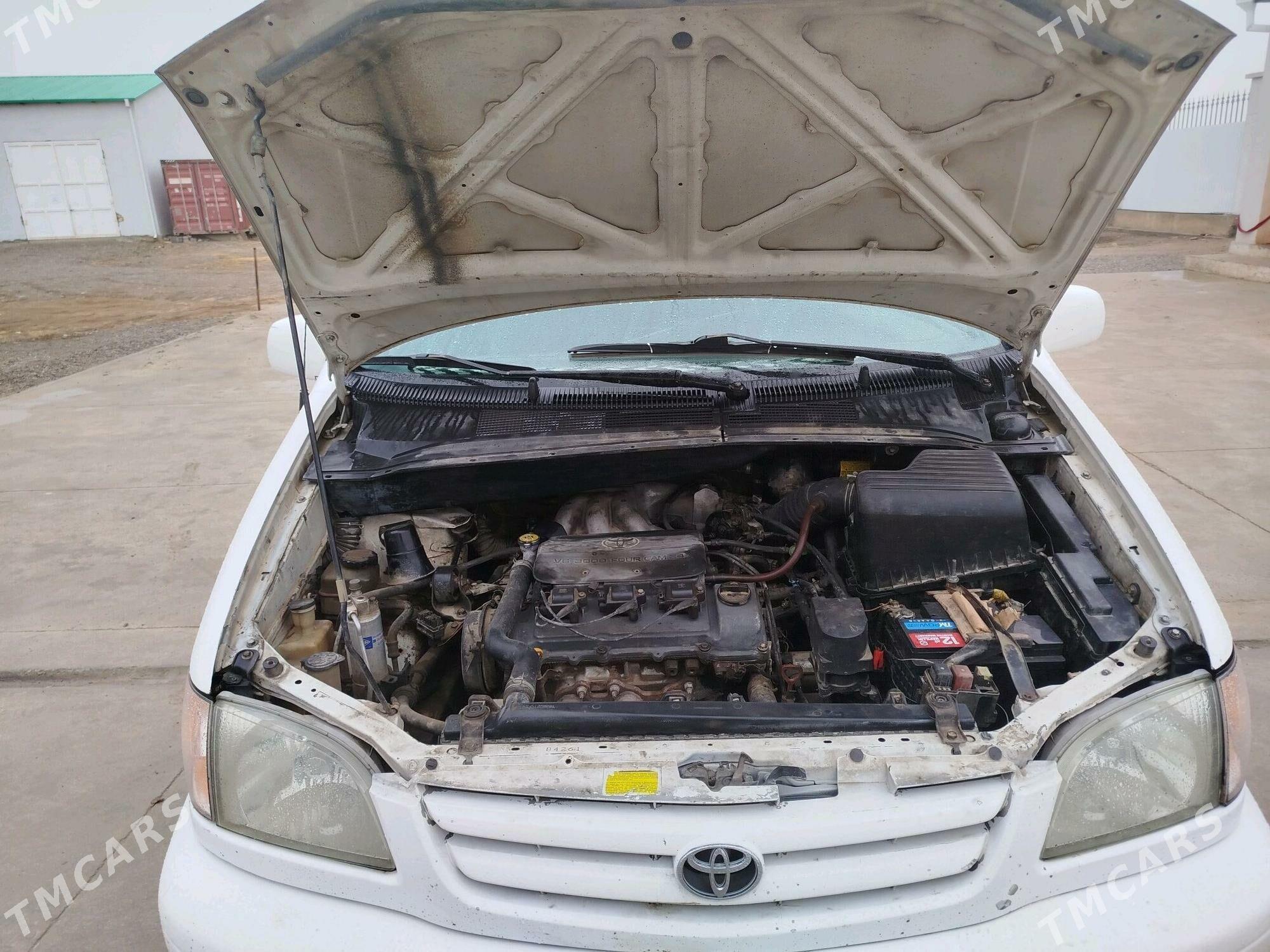 Toyota Sienna 1999 - 140 000 TMT - Мургап - img 6