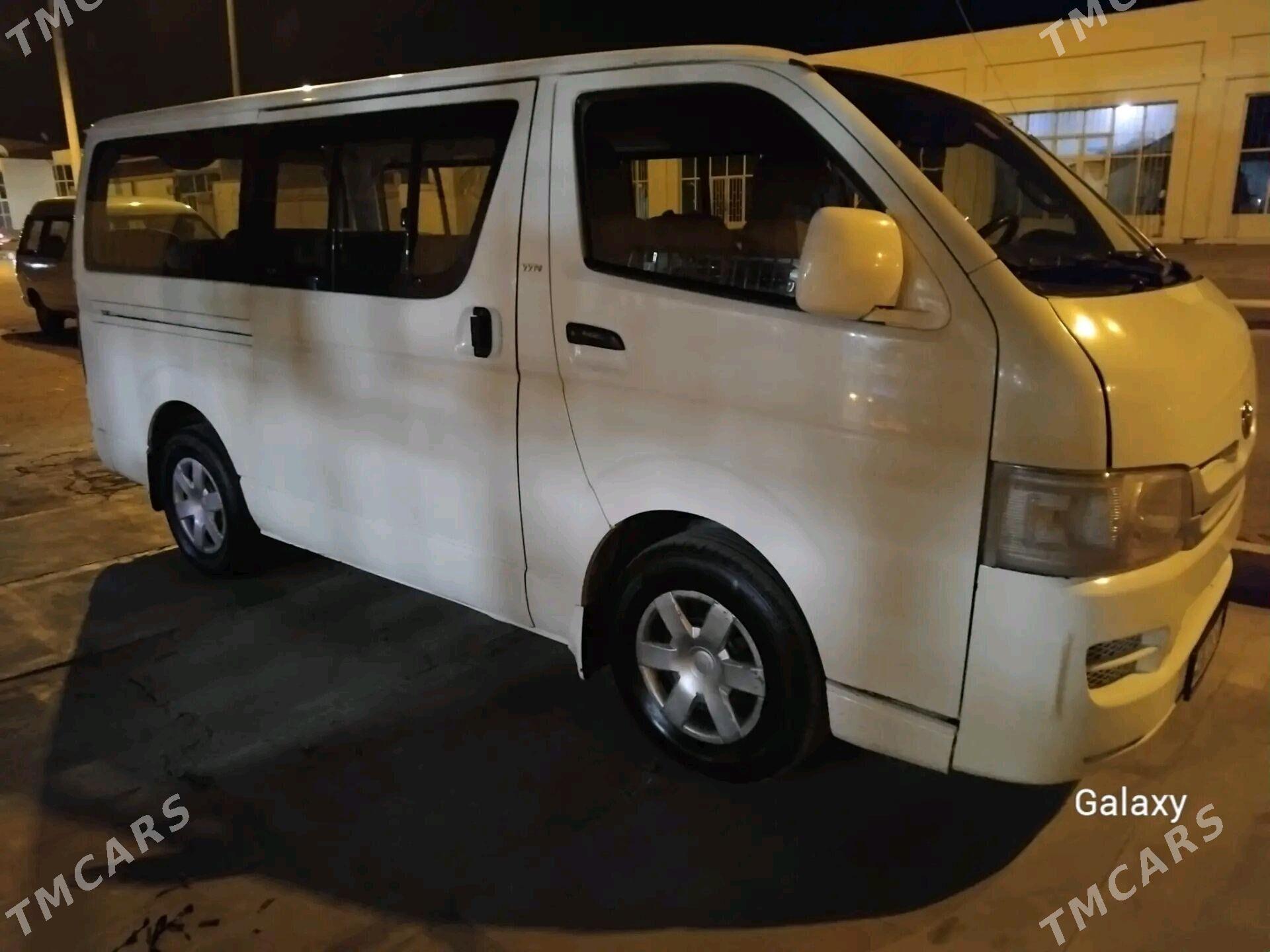 Toyota Hiace 2009 - 280 000 TMT - Туркменабат - img 3