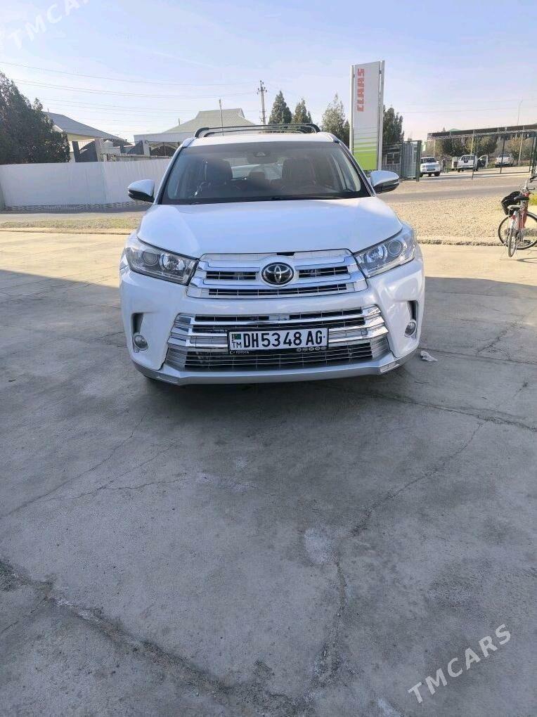 Toyota Highlander 2018 - 460 000 TMT - Ашхабад - img 2