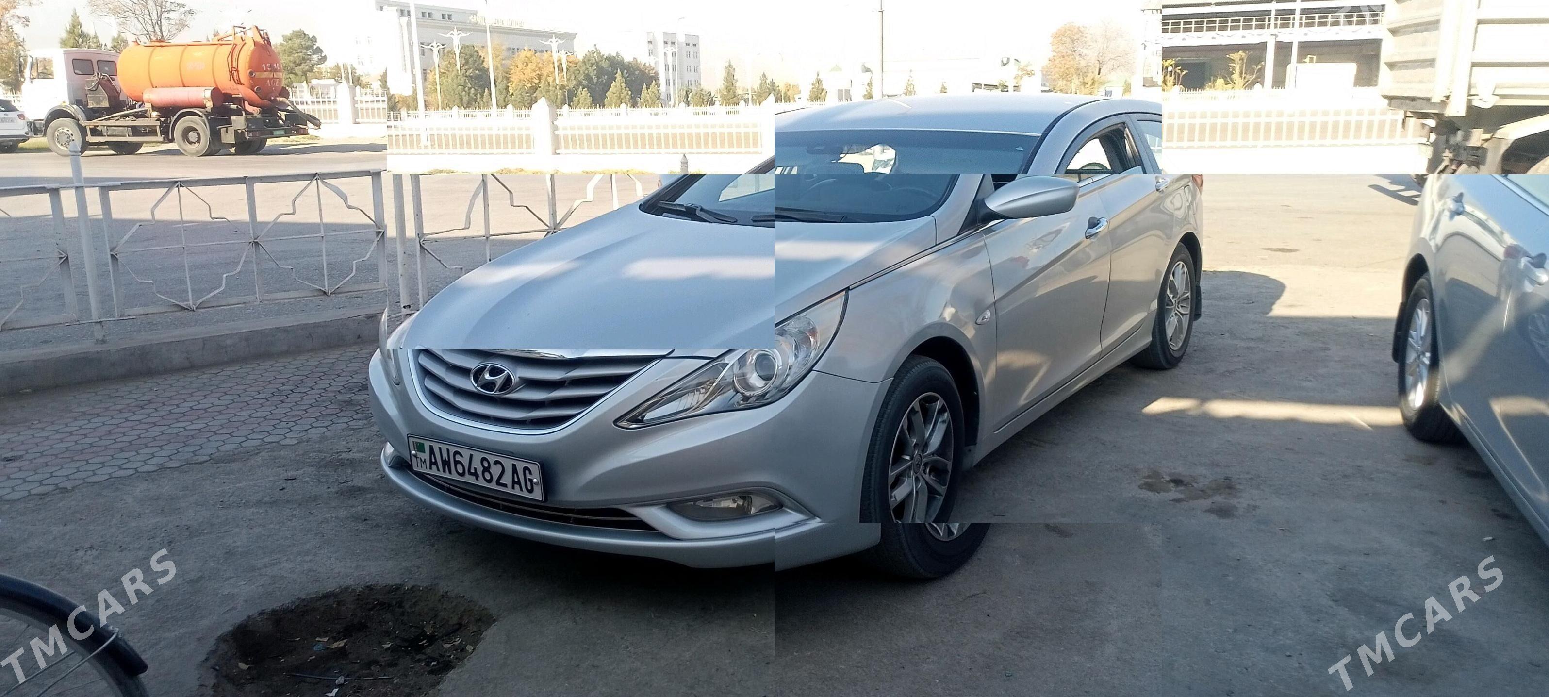 Hyundai Sonata 2011 - 155 000 TMT - Мир 4 - img 4