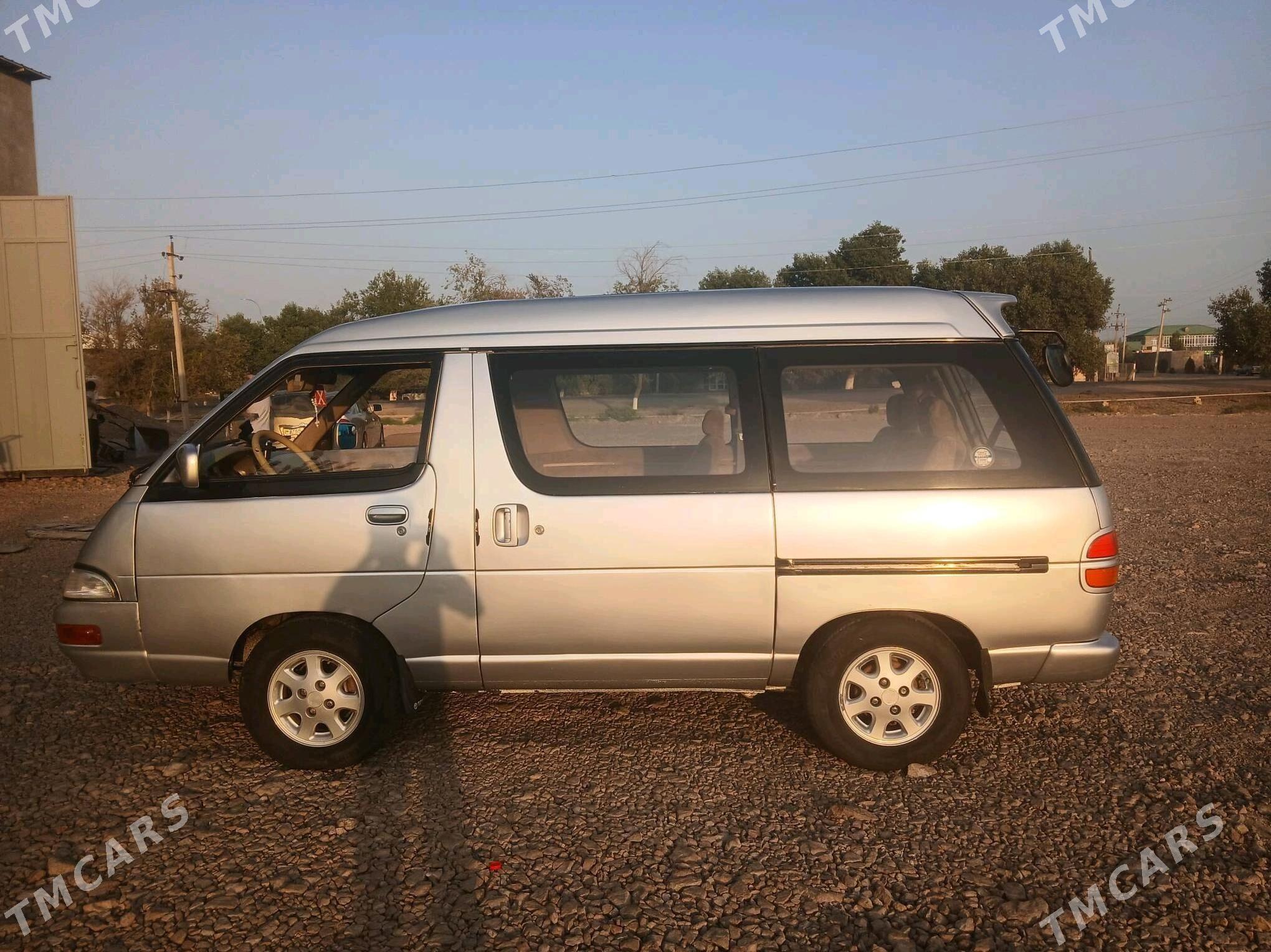 Toyota Town Ace 1993 - 50 000 TMT - Gubadag - img 4