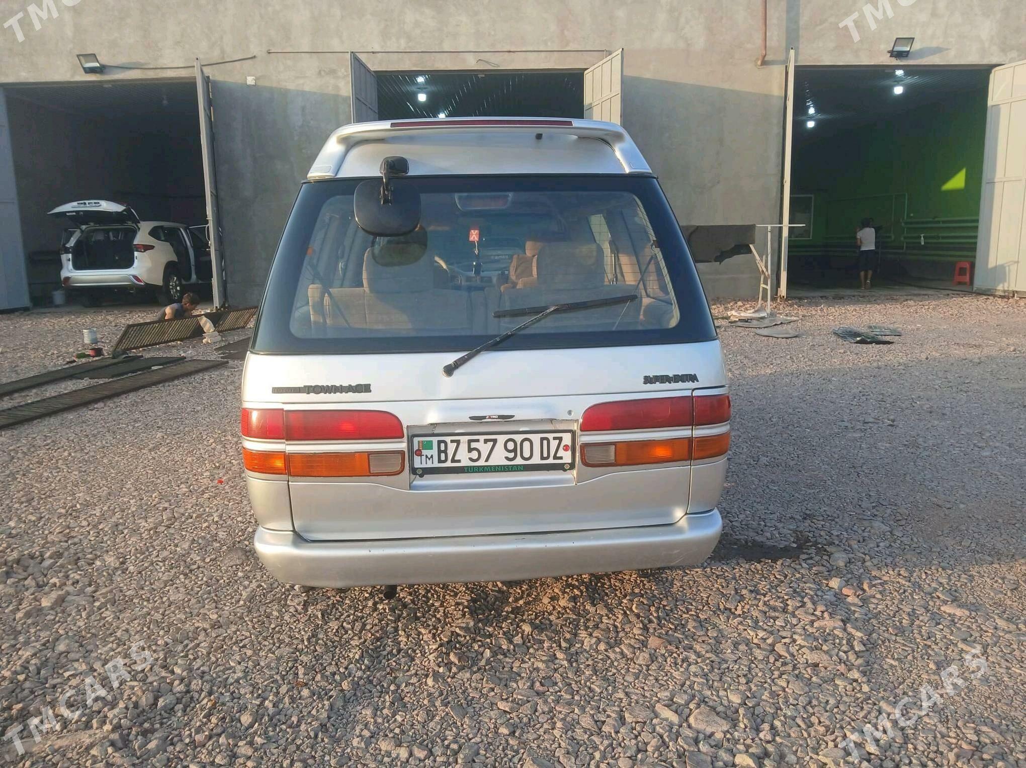 Toyota Town Ace 1993 - 50 000 TMT - Gubadag - img 6