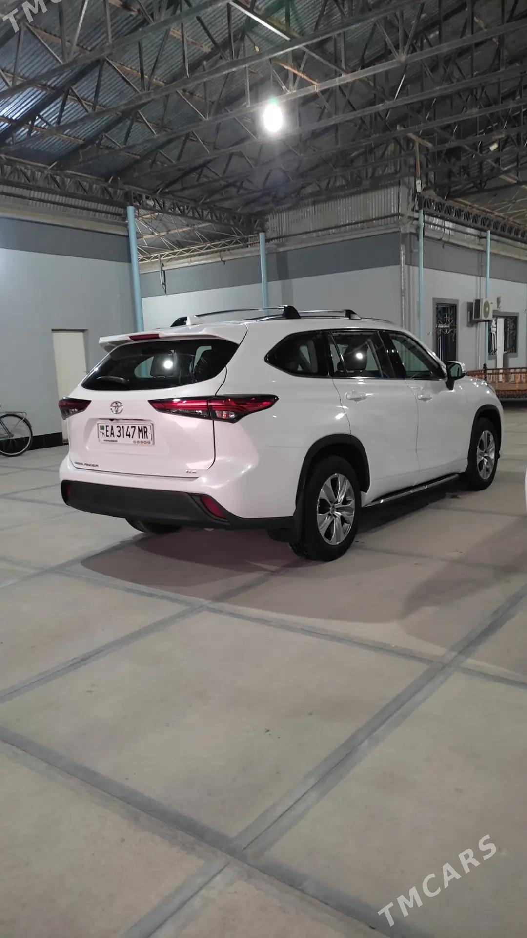 Toyota Highlander 2020 - 510 000 TMT - Baýramaly - img 3