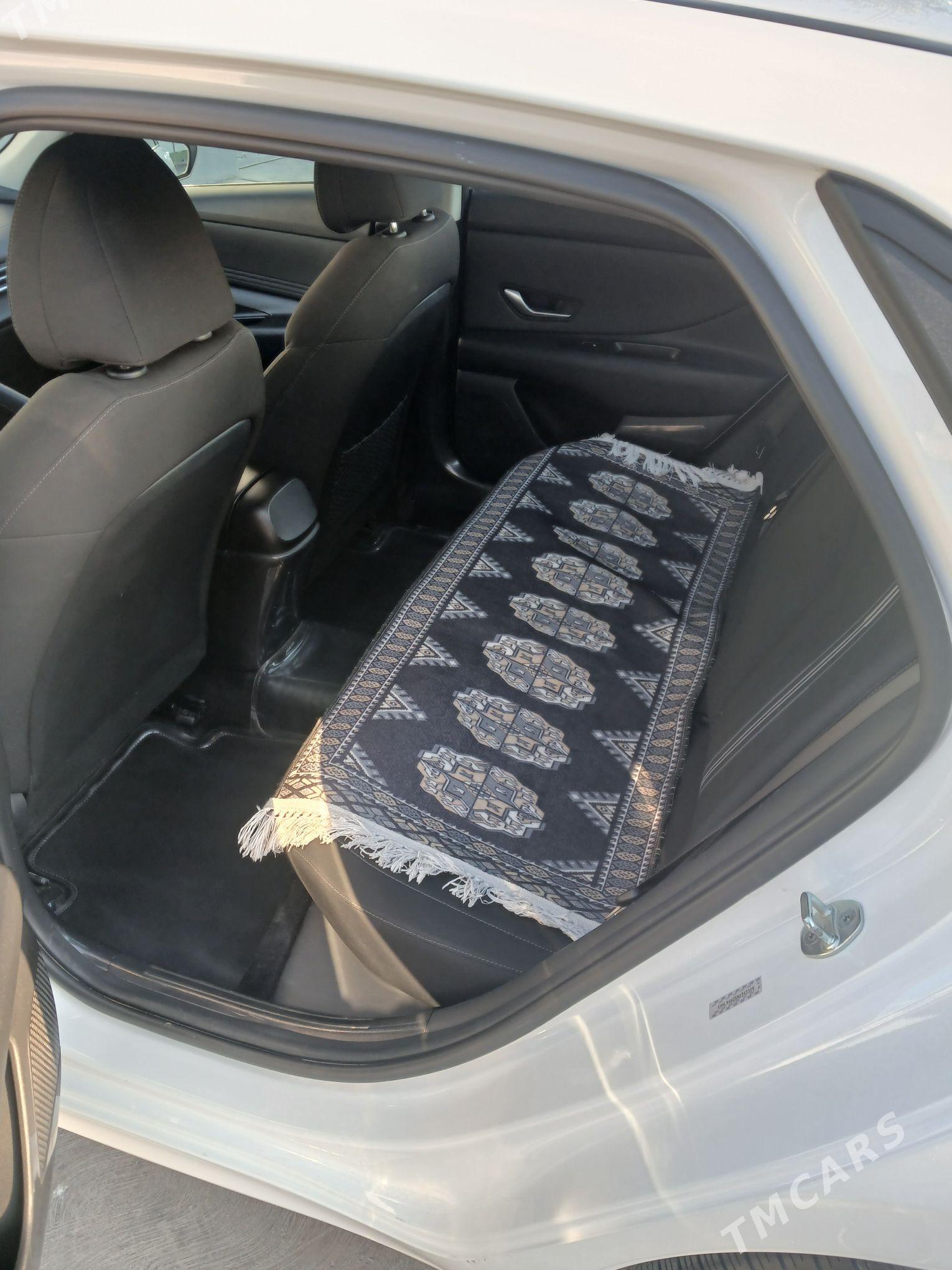 Hyundai Elantra 2022 - 270 000 TMT - Hitrowka - img 7