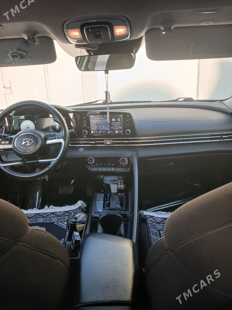 Hyundai Elantra 2022 - 270 000 TMT - Hitrowka - img 5