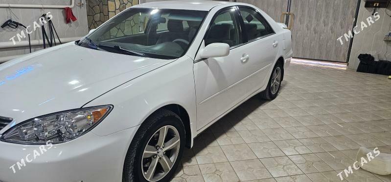 Toyota Camry 2005 - 170 000 TMT - Мары - img 4