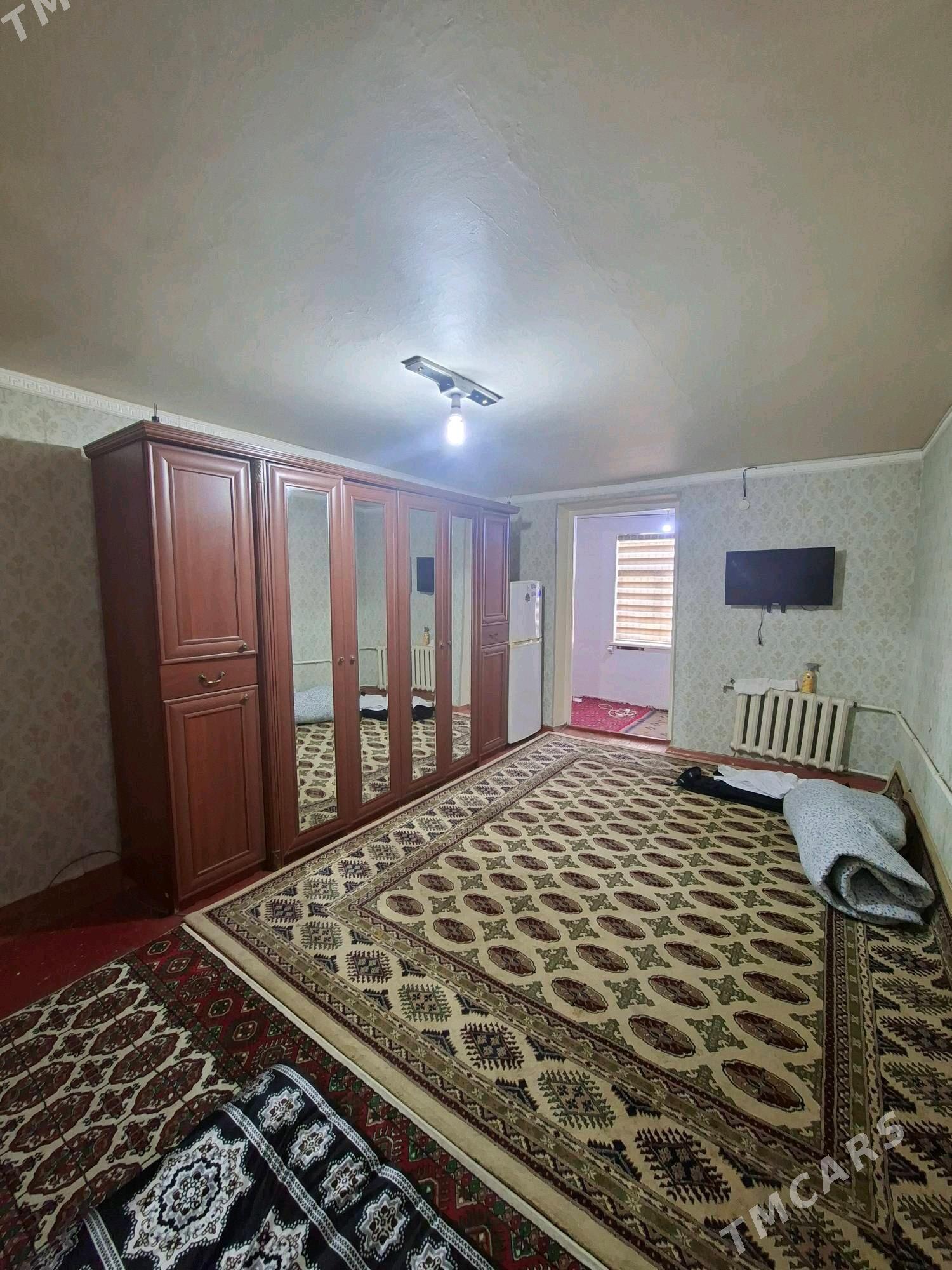 2 mkr 1 komnat ipoteka - 2 мкр - img 1