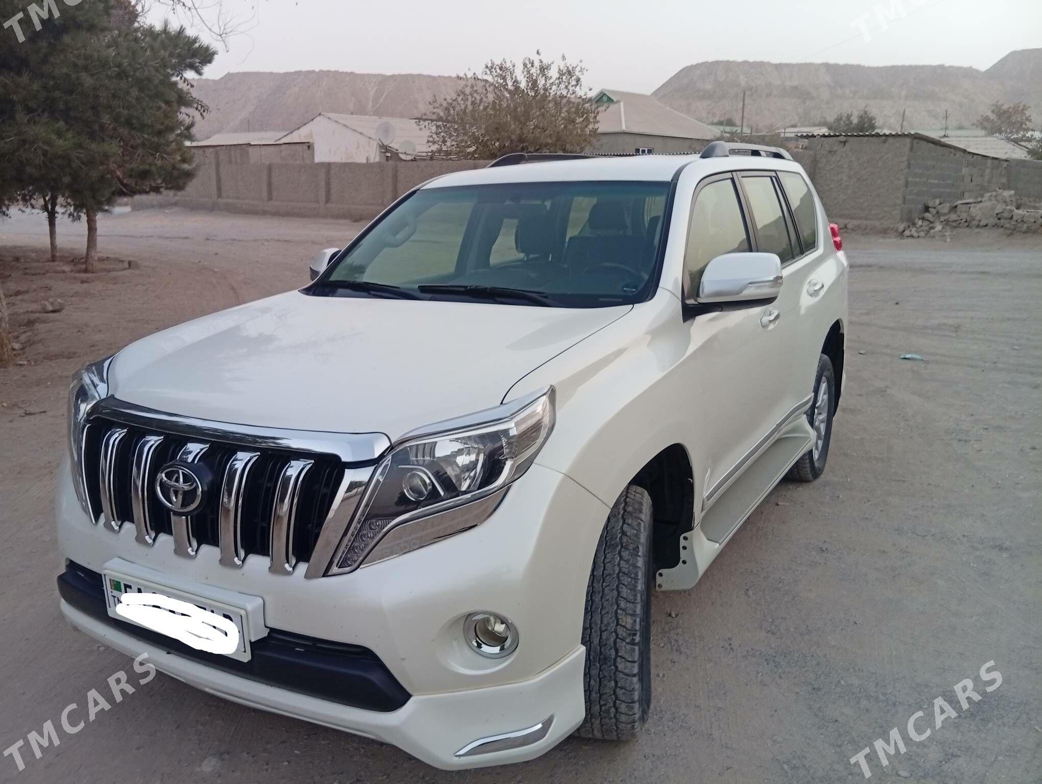 Toyota Land Cruiser Prado 2013 - 600 000 TMT - Койтендаг - img 7