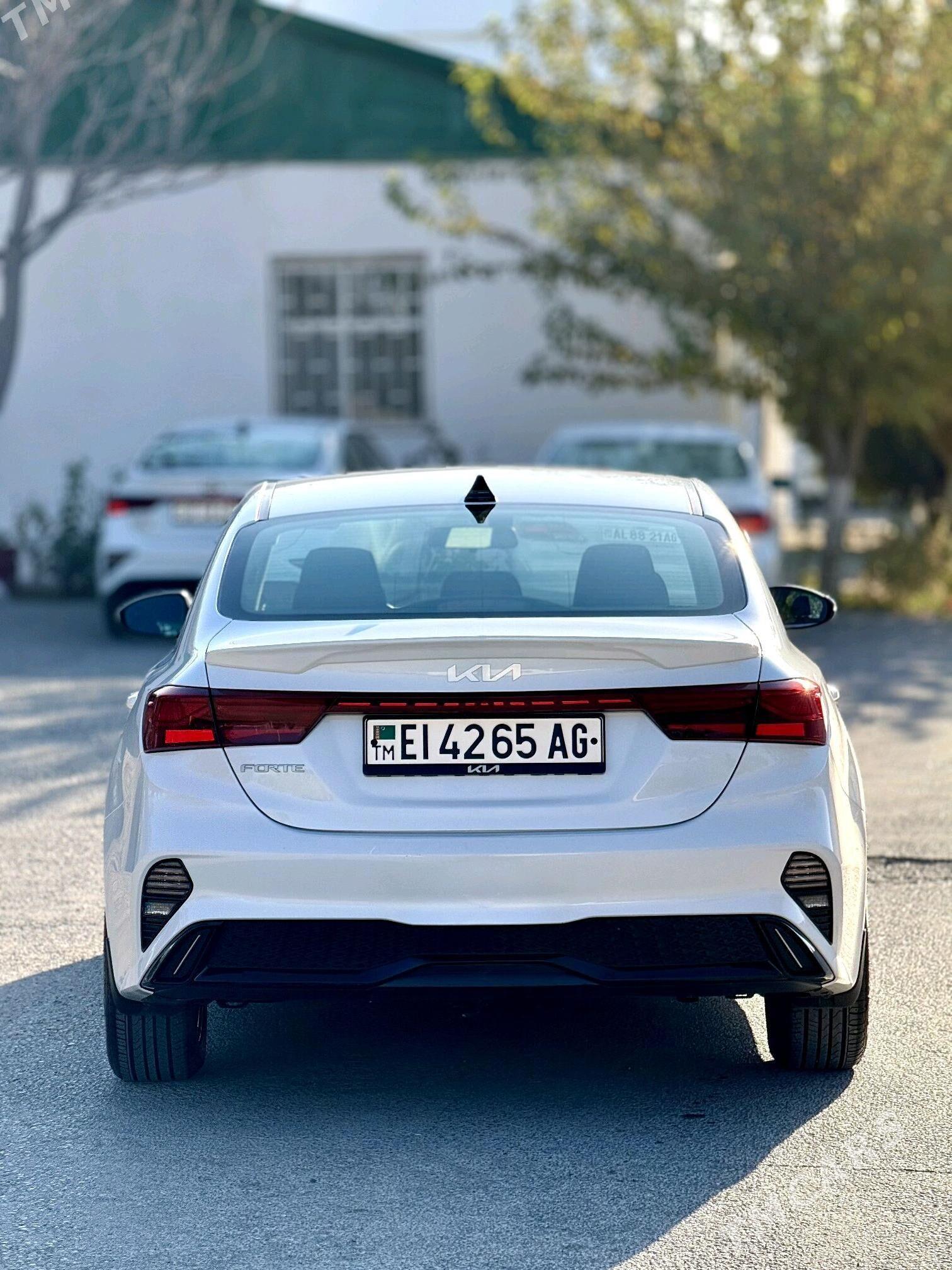 Kia Forte 2022 - 235 000 TMT - Büzmeýin - img 3