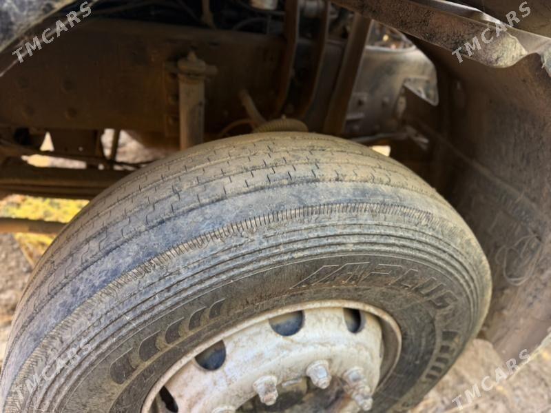 Iveco Daily 2002 - 280 000 TMT - Ашхабад - img 5