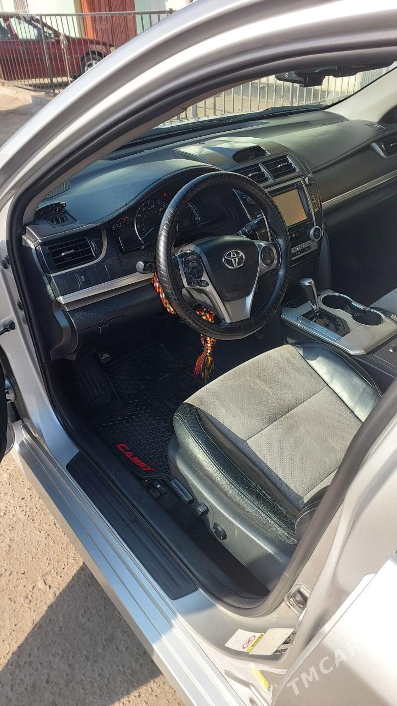 Toyota Camry 2012 - 260 000 TMT - Daşoguz - img 8