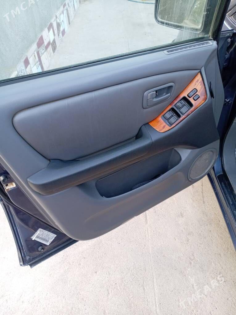 Lexus RX 300 2000 - 190 000 TMT - Магданлы - img 5