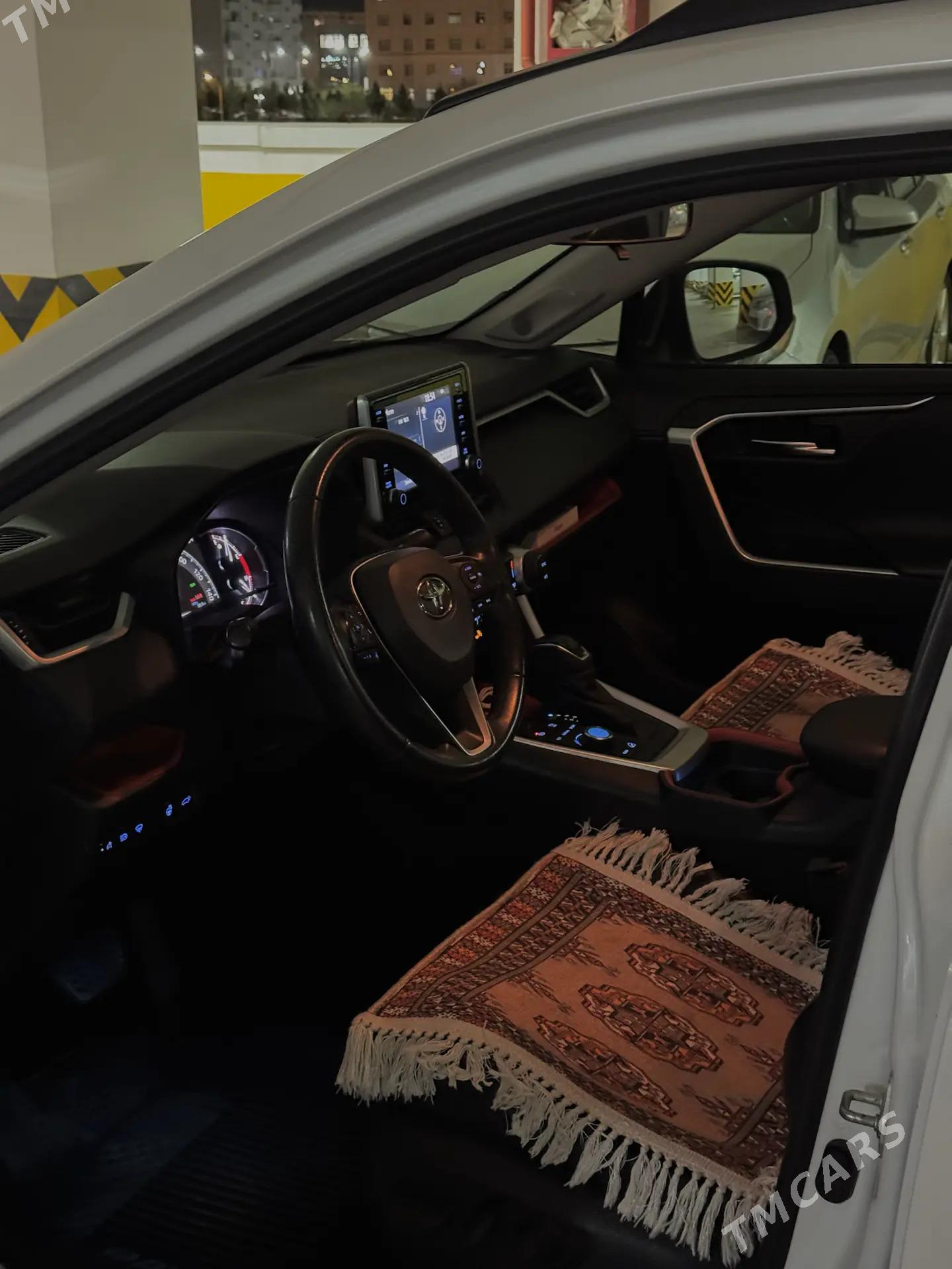 Toyota RAV4 2020 - 298 000 TMT - Aşgabat - img 6