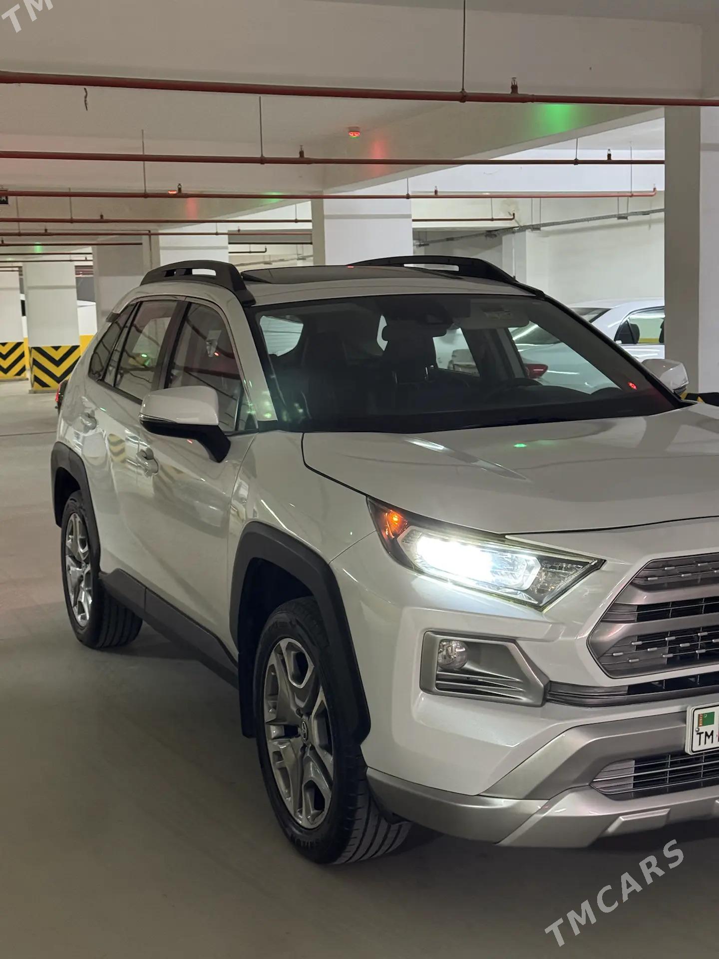 Toyota RAV4 2020 - 298 000 TMT - Aşgabat - img 3