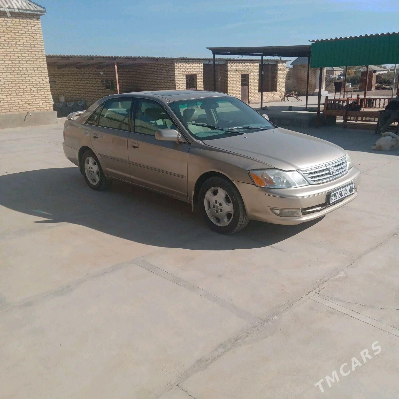 Toyota Avalon 2003 - 190 000 TMT - Sarahs - img 2