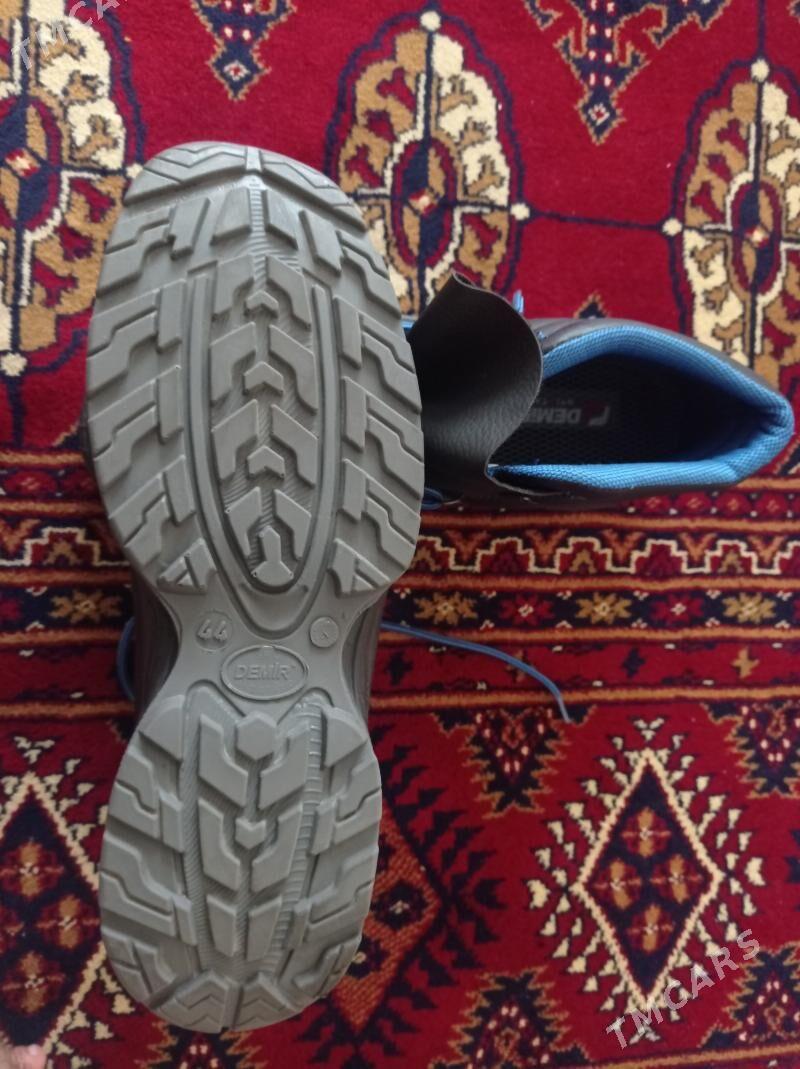 boty Adik 44 - Туркменбаши - img 3