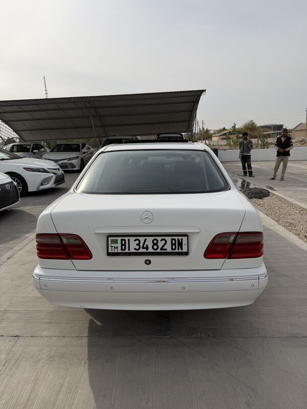 Mercedes-Benz E320 2001 - 109 000 TMT - Balkanabat - img 3