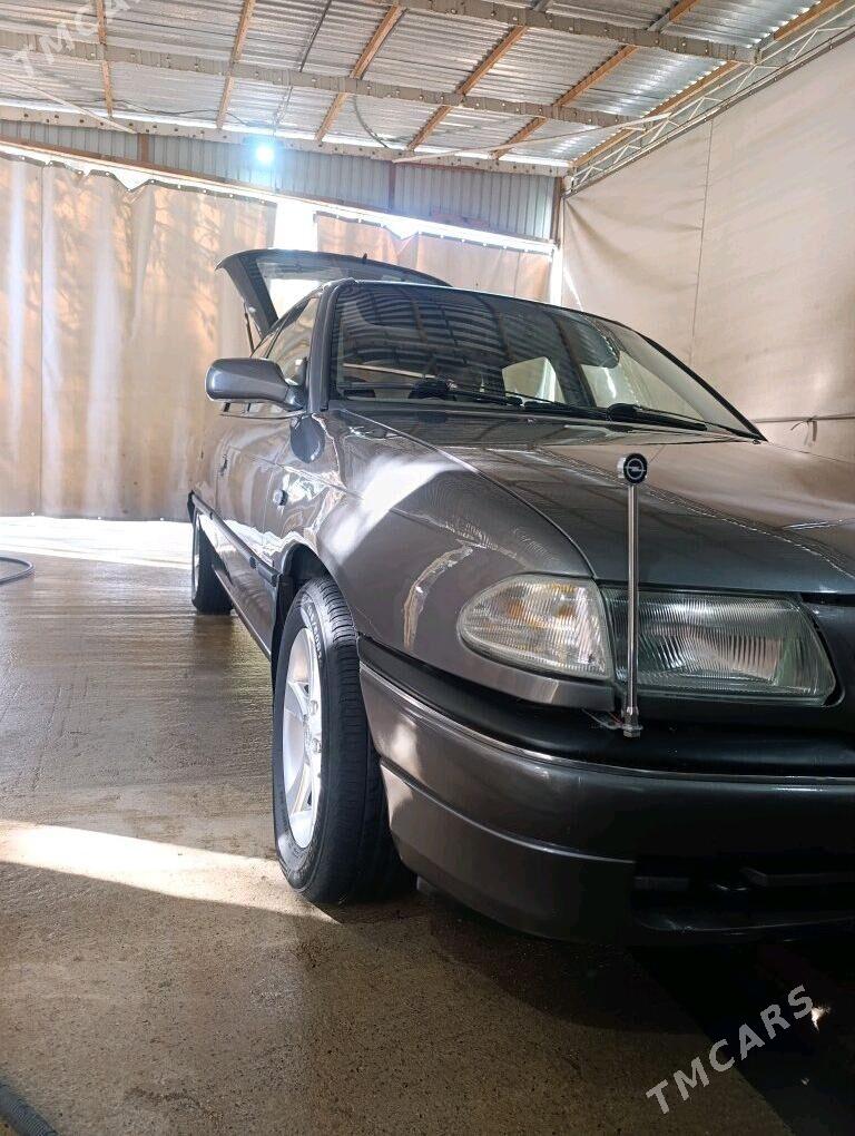 Opel Astra 1994 - 58 000 TMT - Мары - img 3