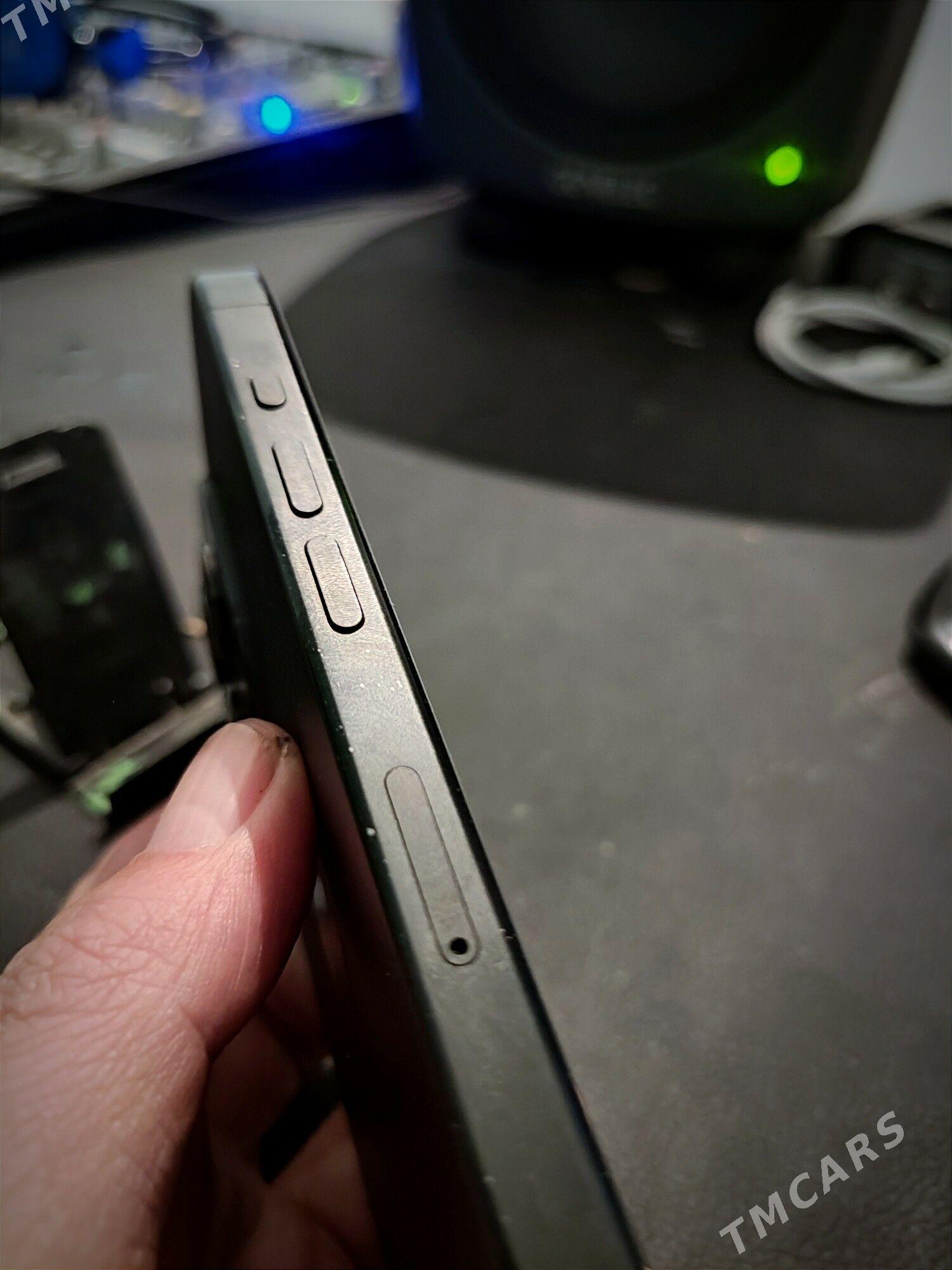 iPhone 15 pro - Kerki - img 3