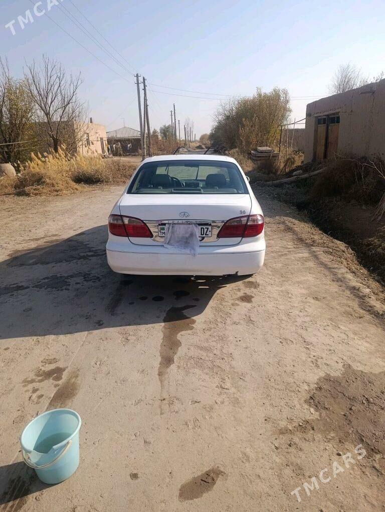 Infiniti I30 2000 - 70 000 TMT - Гурбансолтан Едже - img 7