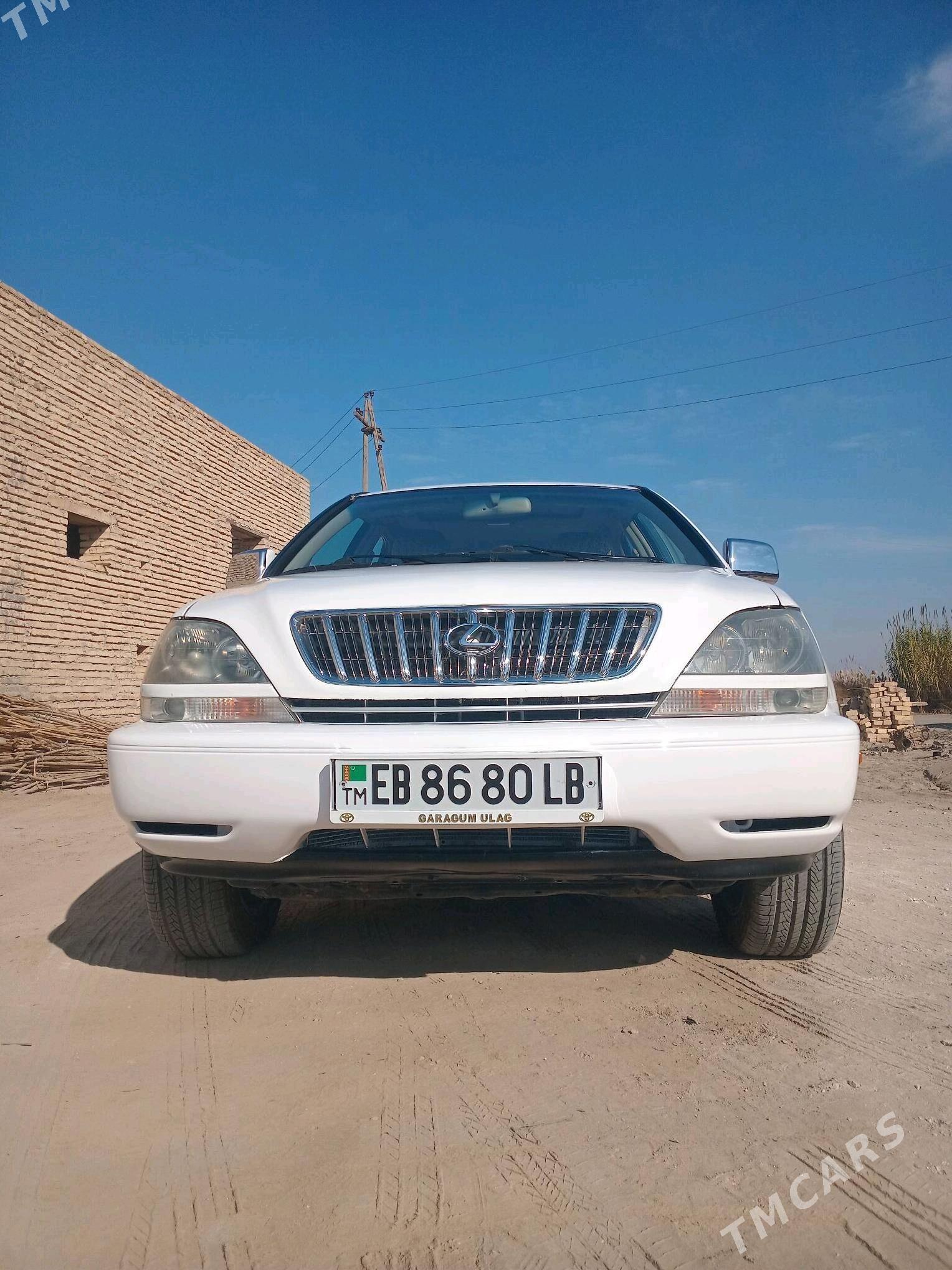 Lexus RX 300 1999 - 190 000 TMT - Дянев - img 4