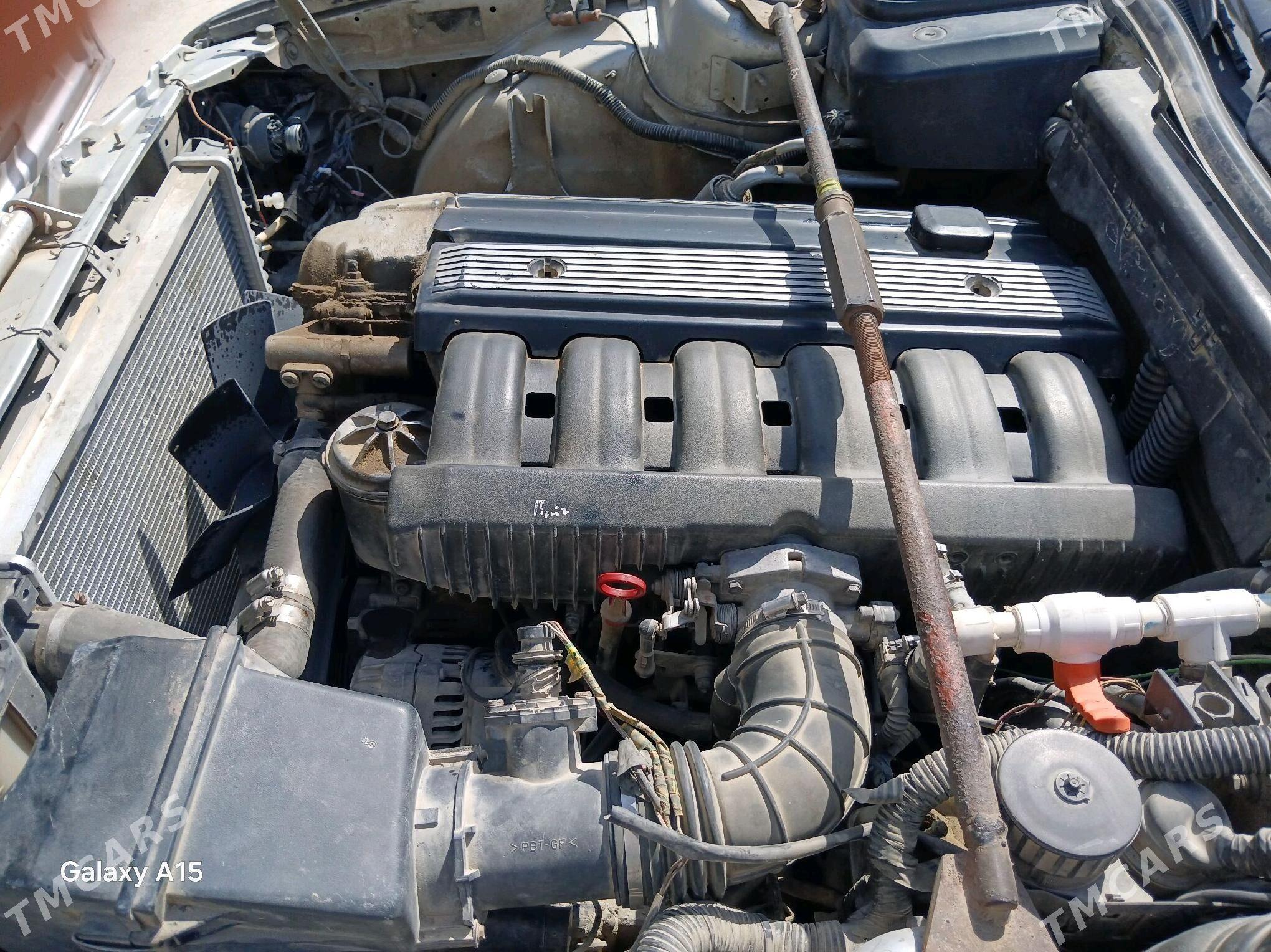 BMW 525 1992 - 45 000 TMT - Хазар - img 1