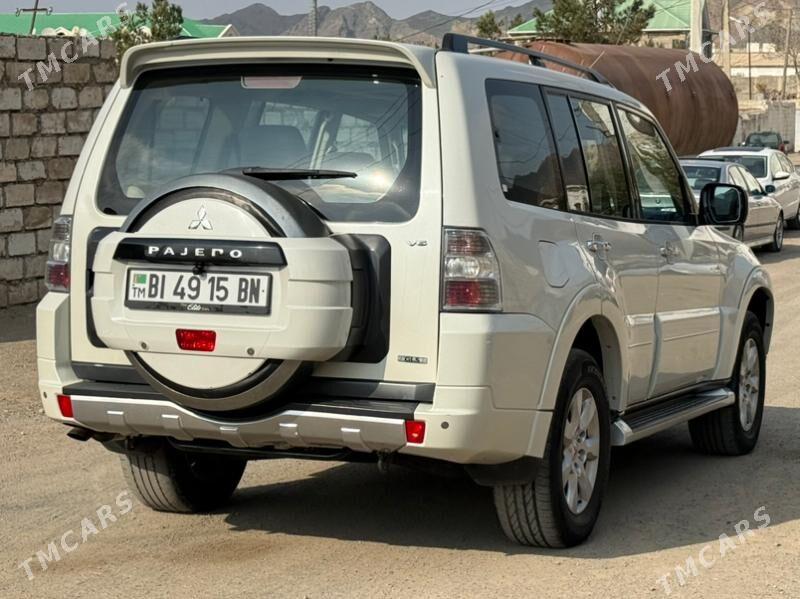 Mitsubishi Pajero 2011 - 250 000 TMT - Туркменбаши - img 3