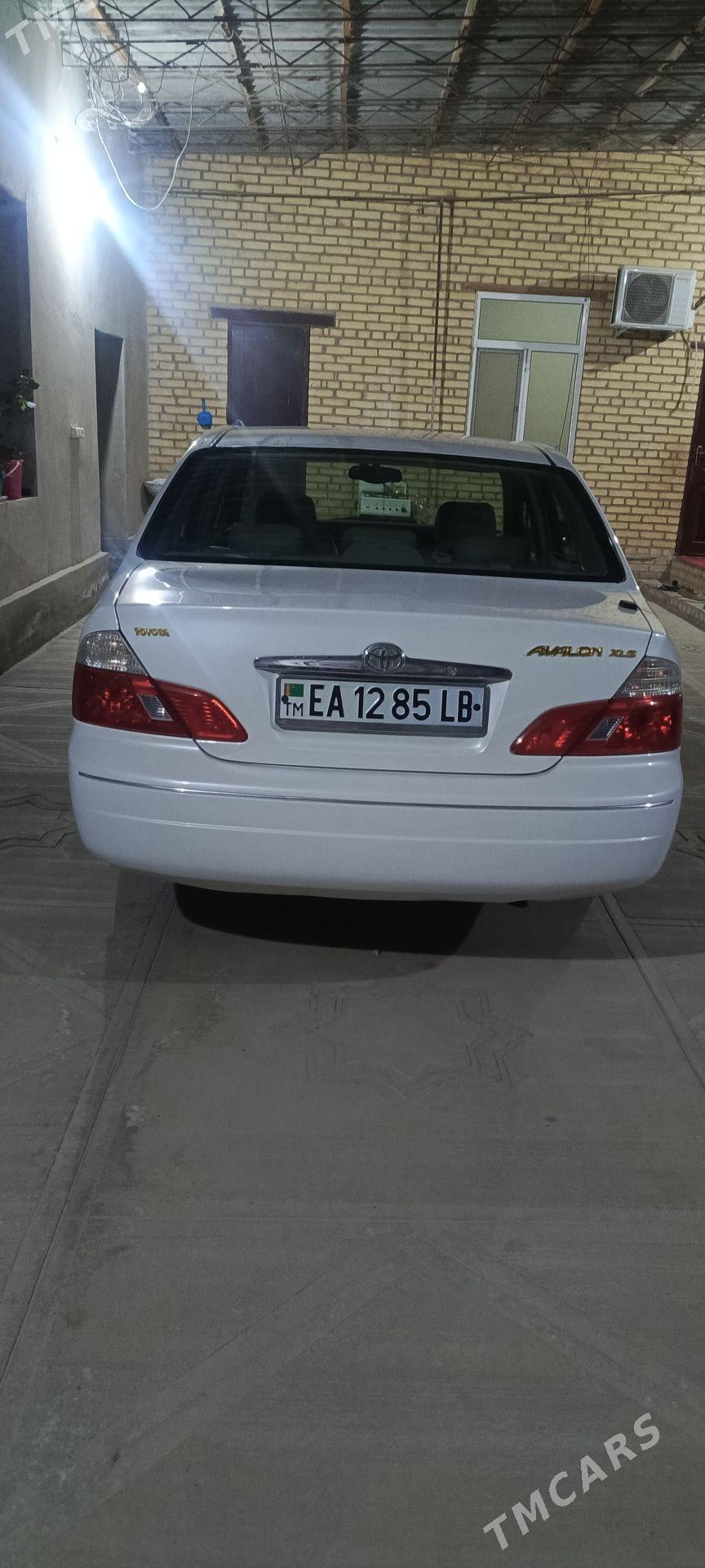 Toyota Avalon 2004 - 250 000 TMT - Halaç - img 4