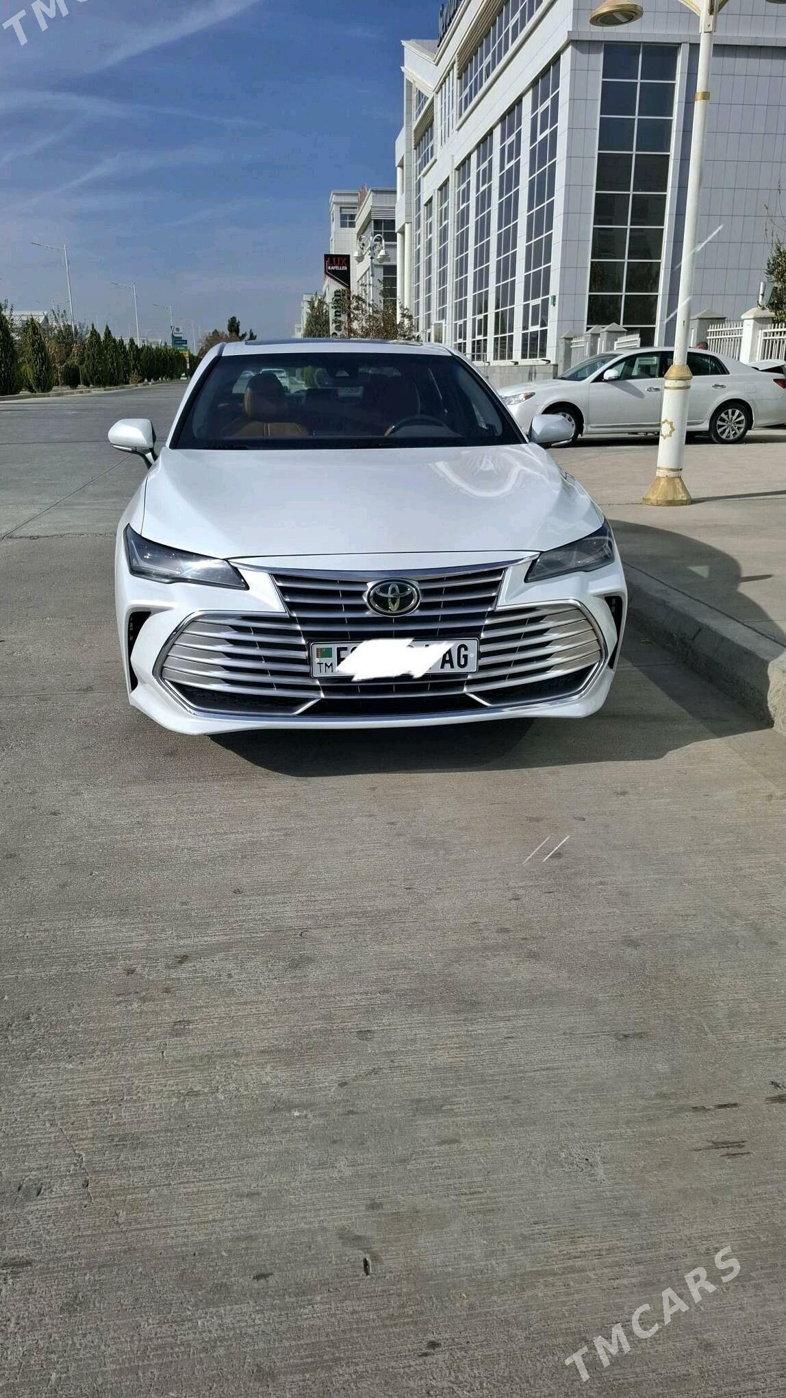 Toyota Avalon 2019 - 500 000 TMT - Гарадамак Шор - img 1