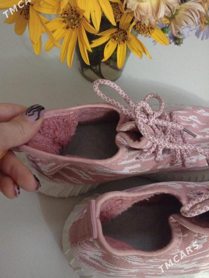 кроссовки - Türkmenabat - img 1