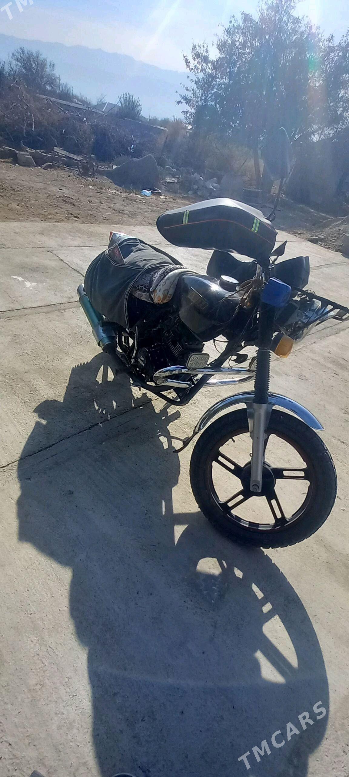 Fekon FK150-8G 2000 - 14 000 TMT - Bäherden - img 1