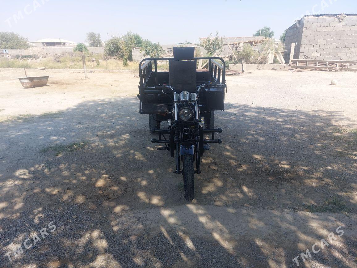 Fekon FK200-14G 2015 - 15 000 TMT - Бахарден - img 1