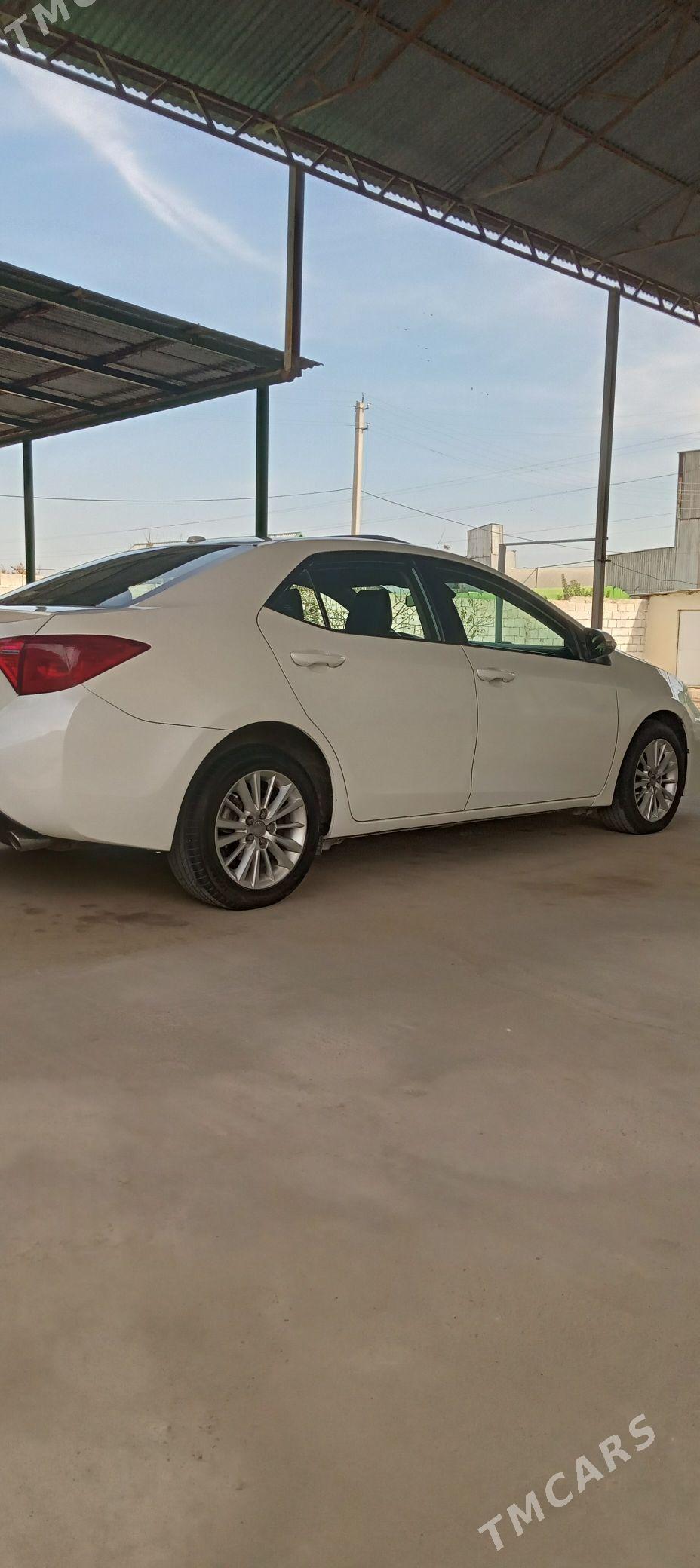 Toyota Corolla 2018 - 240 000 TMT - Ашхабад - img 5