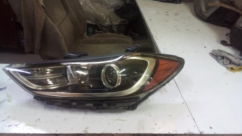 фара от Хундай элантра 2017 г. 800 TMT - Ашхабад - img 1